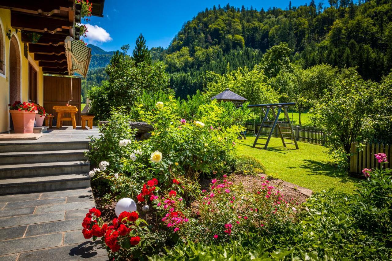 Hinterkellaubauer Bed & Breakfast Kuchl Exterior photo